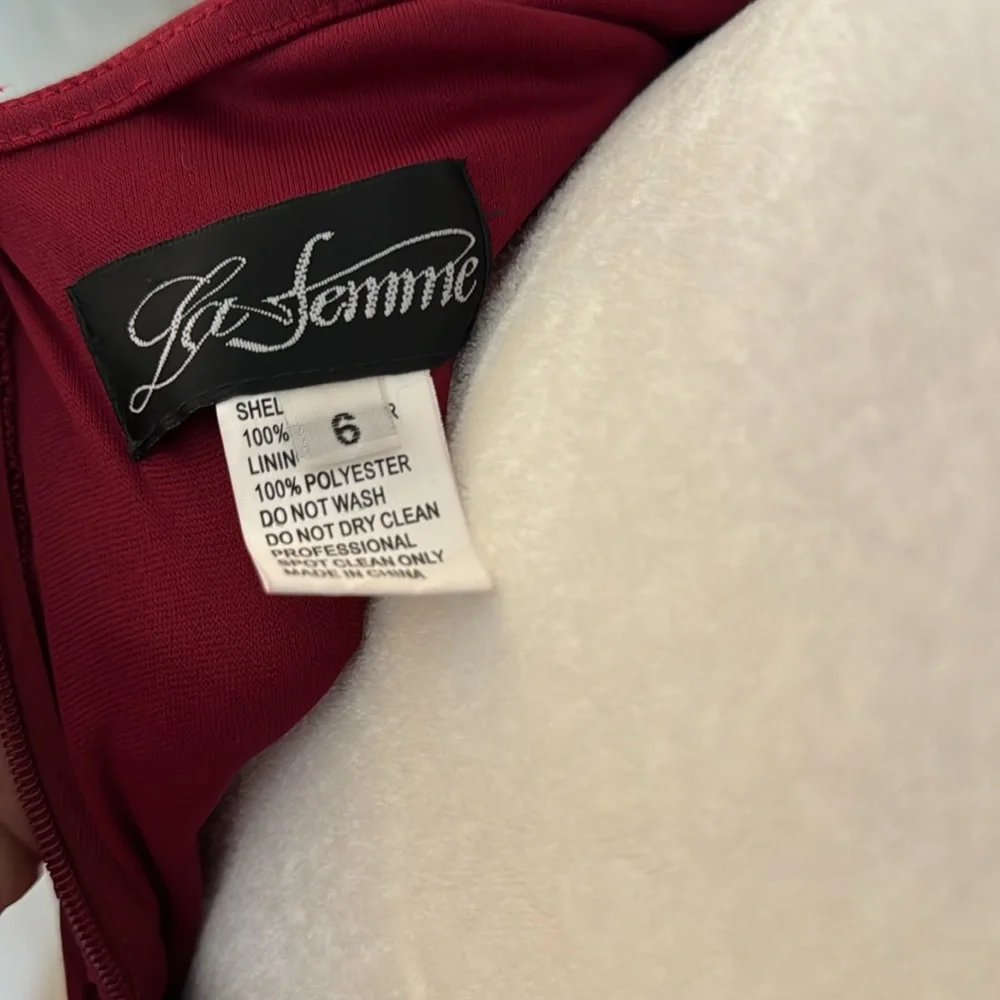 La Femme 29873 Strappy Open Back Shiny Jersey Fitted Gown - Picture 11 of 11